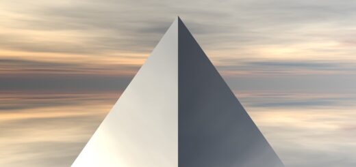 pyramid-1076829_1280